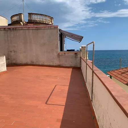 Casa L'àvia - Maison d'hôtes Sant Pol De Mar