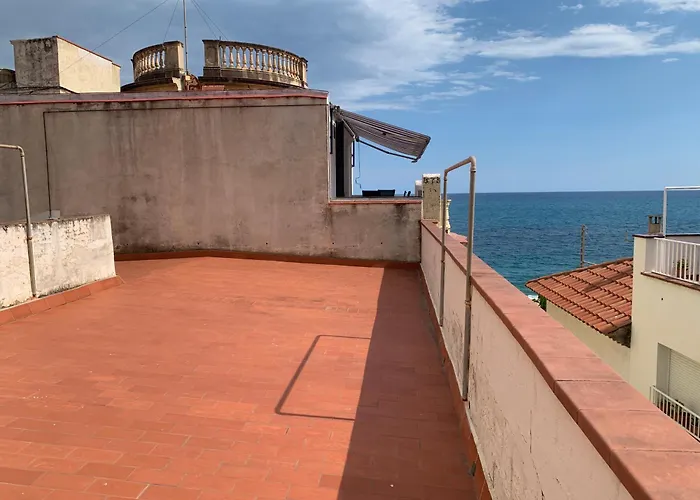 Casa L'àvia - Maison d'hôtes Sant Pol De Mar